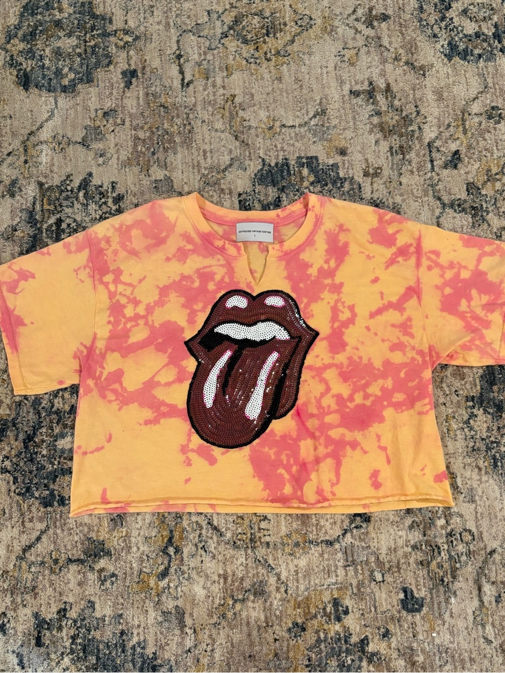 Distressed vintage couture cropped tie dye t shirt w/ rolling stone logo sequin